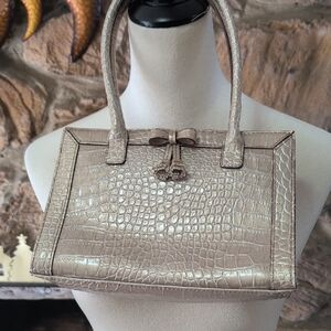 Liz Claiboure Elegant Gold Crocodile-Embossed Handbag
